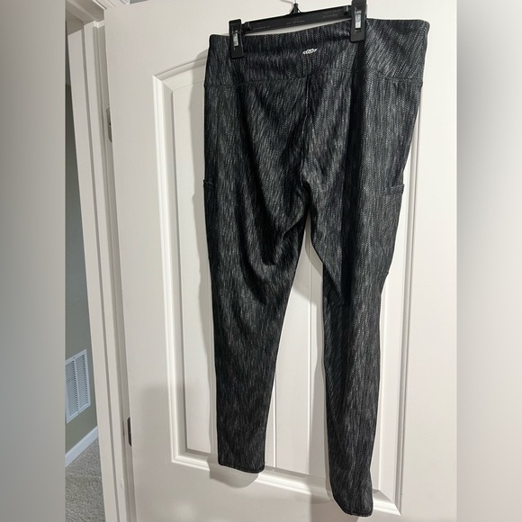 Women’s leggings pants workout yoga Maurice’s In Motion black dark grey XL - Picture 2 of 6